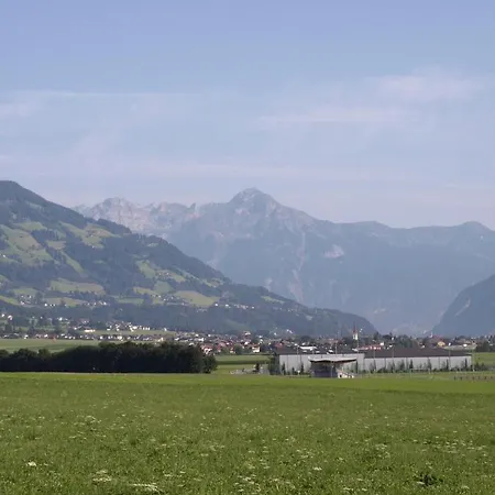 Gastehaus Christoph رييد ايم زيلرتال